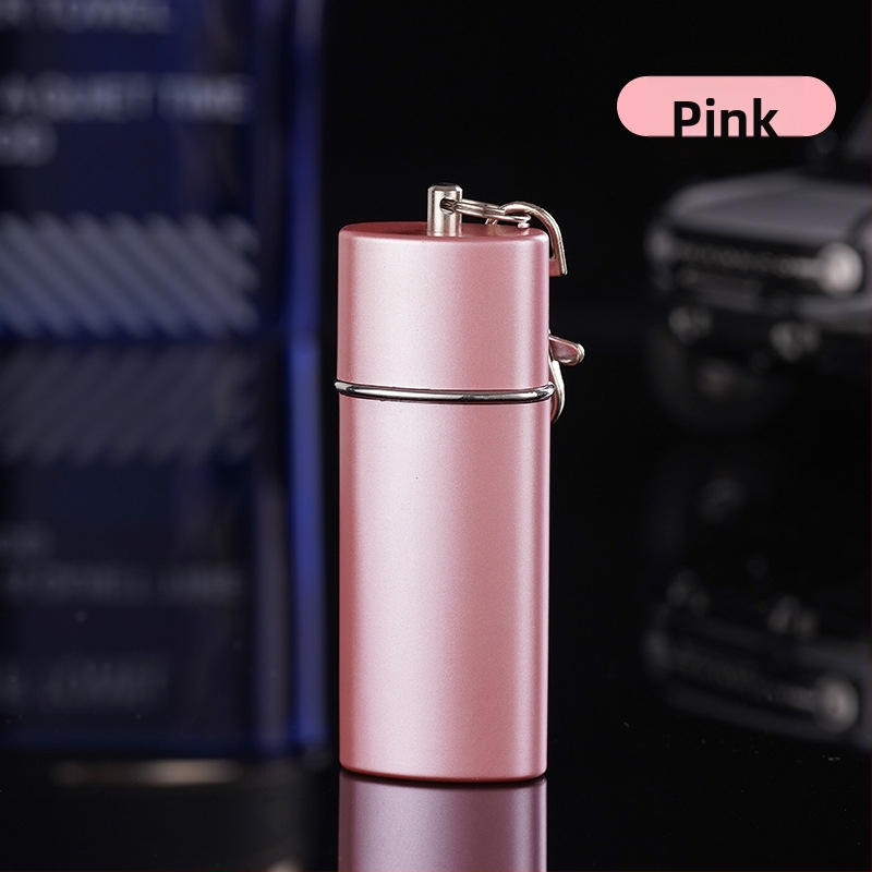 YF607 Kompaktā metāla pelnu vāciņa ar atslēgu piekariņu – ABS + nerūsējošais tērauds; nav vienreizējās lietošanas; funkcijas: atslēgu piekariņš, dekors, uzglabāšana; logotips drukāts