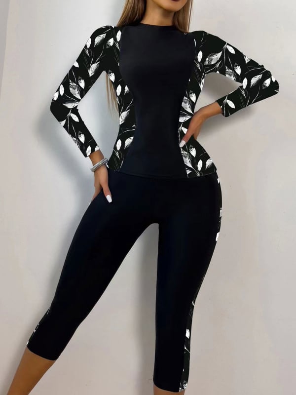 Costum de baie halter bikini, croială sexy și mulată, cu burete pentru bust, fără suport din oțel, material 82% poliester