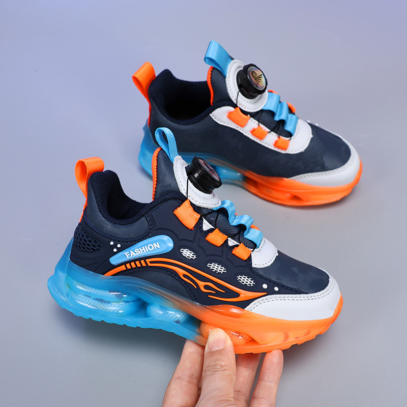 Bērnu kurpes Dad Shoes stilā: elpojošas, vieglas, izturīgas; augšdaļa no sintētiskās ādas, EVA zole; Velcro aizdare; vecuma diapazons 4–16 gadi