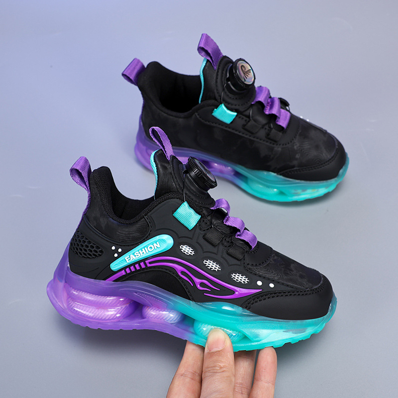 Bērnu kurpes Dad Shoes stilā: elpojošas, vieglas, izturīgas; augšdaļa no sintētiskās ādas, EVA zole; Velcro aizdare; vecuma diapazons 4–16 gadi