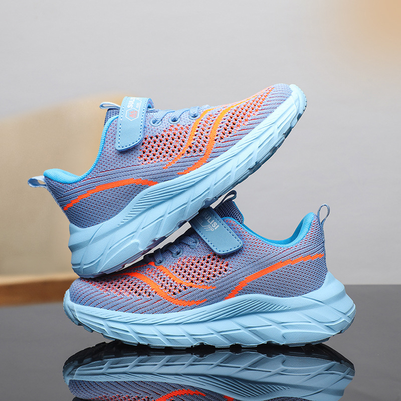 Bērnu skrienošās kurpes – elpojoša sietiņa augšdaļa, viegla EVA zole, Velcro aizdare, svītru raksts