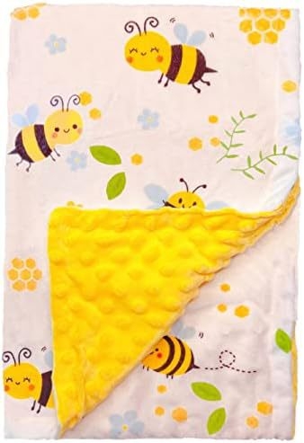 Бебешко одеяло – полиестерно влакно; шарки: животни, цветя, геометрия и едноцветно; подходящо за новородени; безопасност: Клас А; лицензиран частен етикет