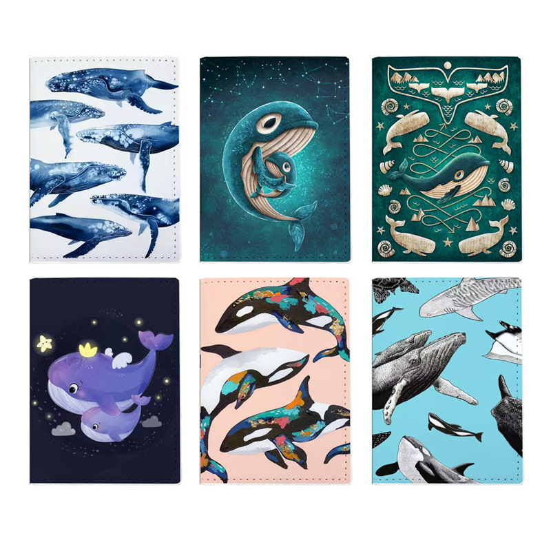 Pases turētājs — PU āda, anime karikatūras raksts, neitrāls sievietēm un vīriešiem, sintētiska oderējuma iekšpuse, sertifikātu turētājs