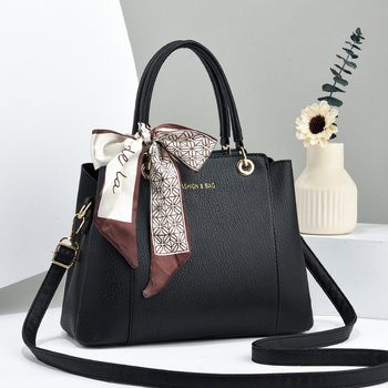 Női PU crossbody táska, lokomotív stílus, vízszintes négyzet alakú forma, cipzáras nyitás, belső cipzáros zseb