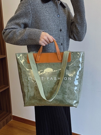 DuPont хартия Tote чанта, вертикална правоъгълна форма, цип затваряне, вътрешен джоб с цип и джоб за телефон, двойни презрамки