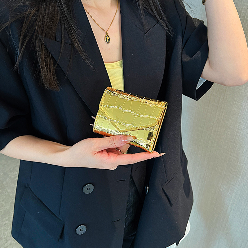 Clutch torbica, gradski stil, PU materijal, mala kvadratna torbica, magnetsko zatvaranje, horizontalan kvadratni oblik