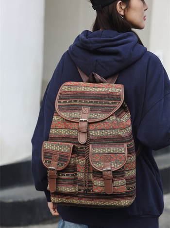 Bucket bag σε street-trend στυλ, Oxford ύφασμα, κάθετο τετράγωνο σχήμα, άνοιγμα με καπάκι