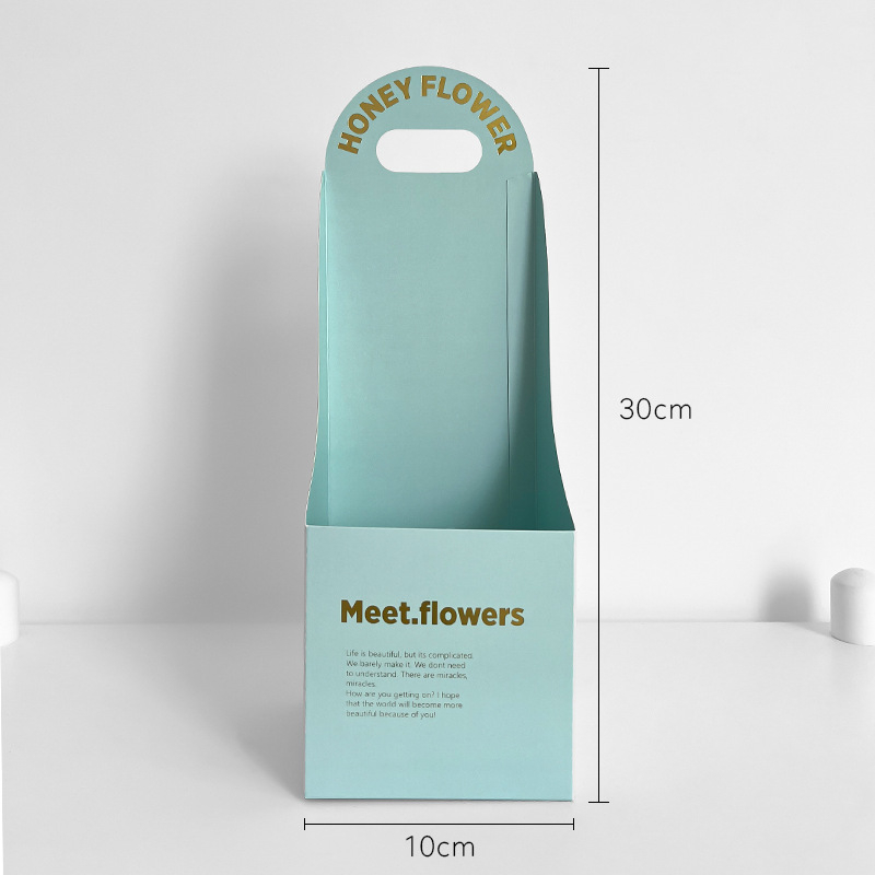 Core χρυσωμένο φορητό κουτί για ανθοδέσμες | Υλικό: λευκό χαρτόνι | Διαδικασία: χειροπακεταρισμένο | Μάρκα: Core | Ιδιωτική ετικέτα με άδεια: Ναι