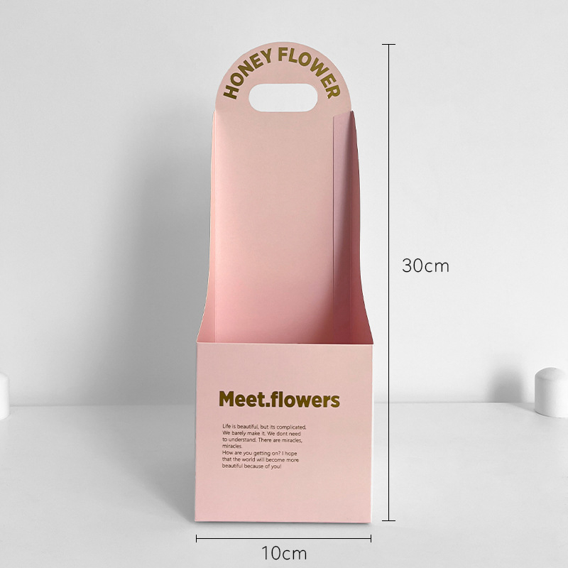 Core χρυσωμένο φορητό κουτί για ανθοδέσμες | Υλικό: λευκό χαρτόνι | Διαδικασία: χειροπακεταρισμένο | Μάρκα: Core | Ιδιωτική ετικέτα με άδεια: Ναι