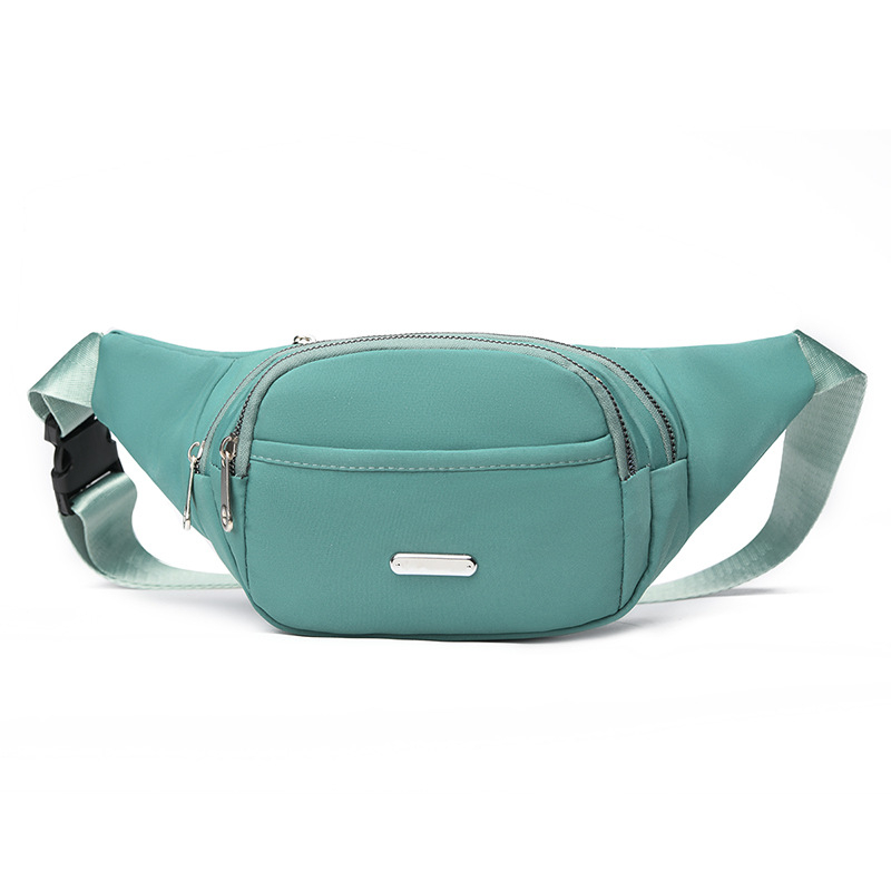 Vidukļa soma, Daudzfunkcionāla ikdienas lietošanai, neilons ārējā daļa, poliestera odere, rāvējslēdzējs, slēpta rāvējslēdzēja kabata, mīksta