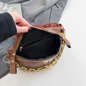 Τσάντα υπό μασχάλη από PU δέρμα, κλείσιμο με φερμουάρ, δρόμος στυλ, οριζόντιο τετράγωνο σχήμα, επένδυση πολυεστέρα