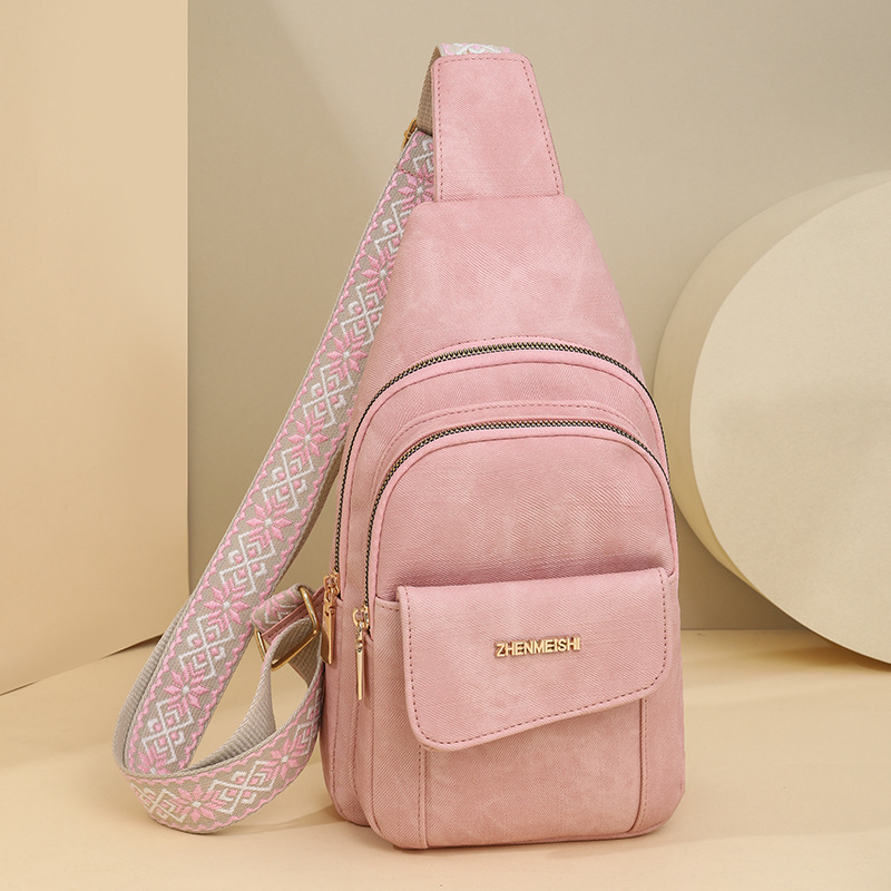 Sieviešu retro crossbody soma (materiāls: PU āda; iekšējā odere: poliesters; atvērums: rāvējslēdzējs; iekšējie kabati: rāvējslēdzēja kabata un tālruņa kabata; mīksta konstrukcija)