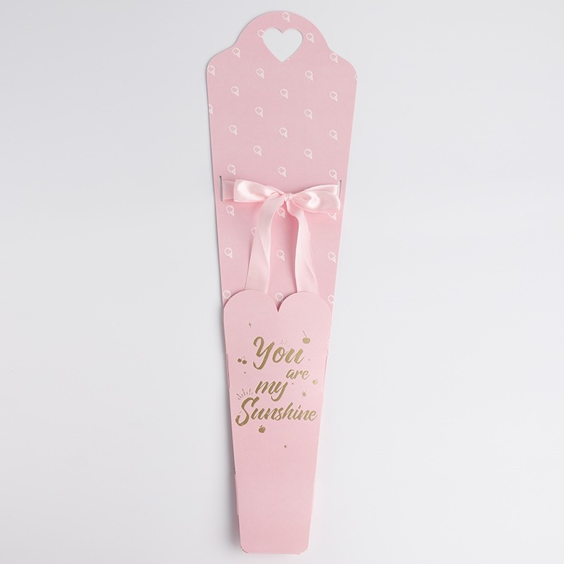 Wei Yi крафт хартия, сърцевидна кутия за единично цвете с златно фолиране – преносима кутия за букети