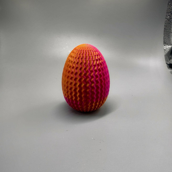3D печатана лабиринтна яйцевидна играчка с пъзел и място за съхранение — PLA материал