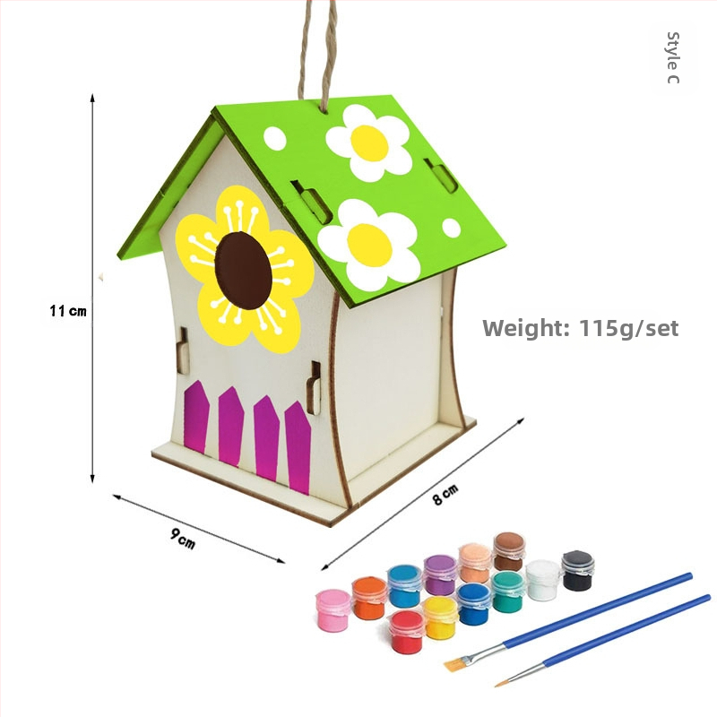 Букова къщичка за птици – висящ декоративен елемент за домашно обзавеждане, ръчно рисувана дървена декорация в модерен минималистичен стил