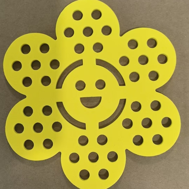 Плаващ остров за пчели – декоративен елемент за градина и басейн, хранилка за пчели и пеперуди (Материал: Bubble; Стил: 52923271; Категория на продукта: Реквизит за оформление на площадки)