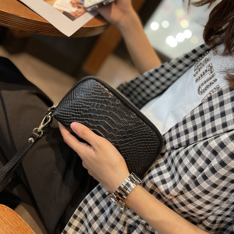 Ženska klutch torba od prave kože, model RY88816, branda McFigg/MAFIGGER, gradski stil jednostavnost