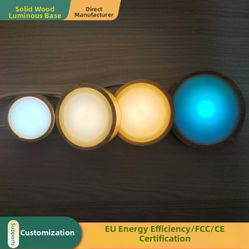 LED нощна лампа с основа от дъбово дърво и кръгла дифузионна плоча, модерен минималистичен декоративен елемент (дъбово дърво; дървен материал; кръгла дифузионна плоча; модерен минимализъм)