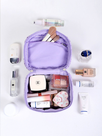 Ricoer козметична чанта за пътуване, изработена от найлон, водоустойчива, ултралека и с голям обем, подплата PU, за жени