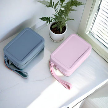 Silikonska torbica za pohranu, torbica velike kapacitete za toaletne potrepštine, prijenosna uz zatvarač, vodoravni kvadratni oblik, unutarnja pretinica za telefon