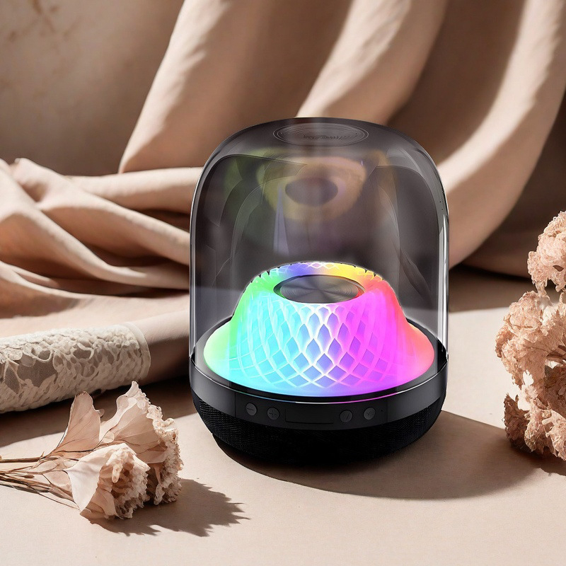 Harman Kardon Τέταρτης Γενιάς οικιακό διαφανές ηχείο με φάσμα 60 Hz–15 kHz, SNR ≥85 dB, ισχύς 5W, ενσωματωμένη μπαταρία, Bluetooth 5.3