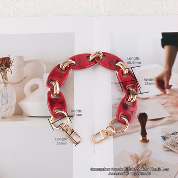 Ακρυλική αλυσίδα για τσάντες – για ώμο/crossbody, πλαστικό/ρητίνη, βαμμένη επιφάνεια, μικρό και φρέσκο στυλ, φθινόπωρο 2024