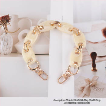 Ακρυλική αλυσίδα για τσάντες – για ώμο/crossbody, πλαστικό/ρητίνη, βαμμένη επιφάνεια, μικρό και φρέσκο στυλ, φθινόπωρο 2024