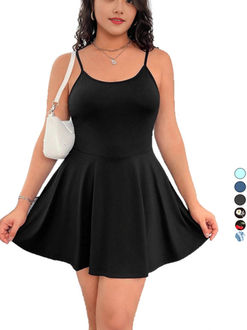 Rochie fără mâneci, în stil sling, guler în formă de U, fustă plisată tip frunză de lotus, poliester/spandex 90–95%