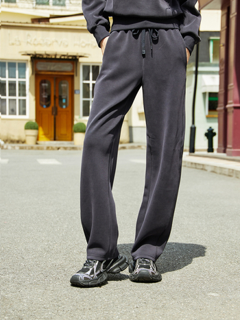 Дамски спортни панталони Бананов стил, свободна кройка, средна талия, полиестерна материя, висока еластичност