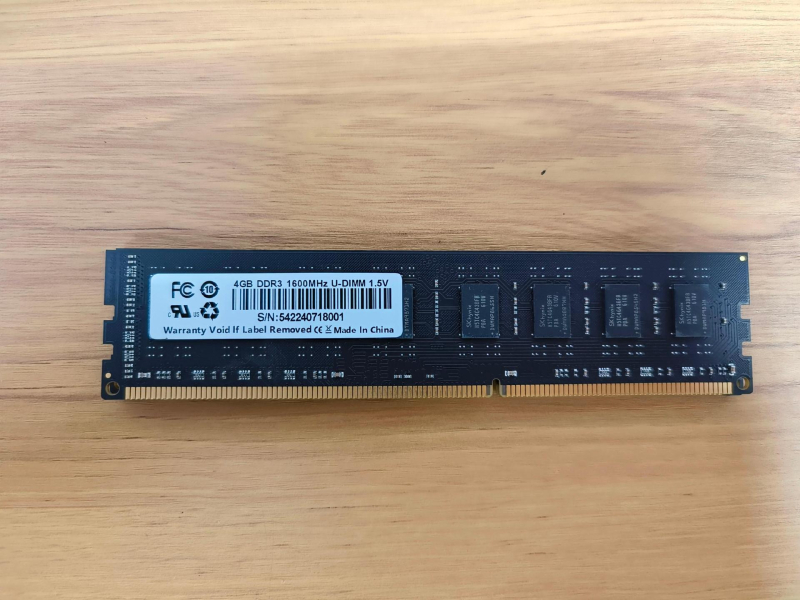 DDR3 μνήμη για επιτραπέζιο υπολογιστή, 1333/1600 MHz, 240-pin, μονή μονάδα, Oiwnag/Magnesium