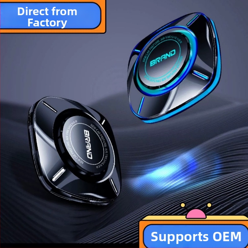 Auto aromatizér s ambientným svetlom; Gardenia vôňa; obsah 10–20 ml; materiál PC; usporiadanie na sedadle; volatilizácia >90 dní