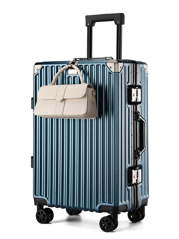 Polikarbonāta bagāžas koferis ar TSA paroles slēdzeni, universālie riteņi, izturīgs nolietojumam, svars 3,5–4,5 kg, brīvdienu ceļojumiem