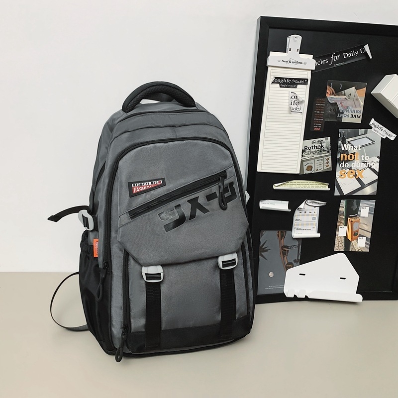 Νάιλον σχολικό σακίδιο με διαπνοή, ιμάντες με αερόσφυρες και επένδυση από πολυεστέρα