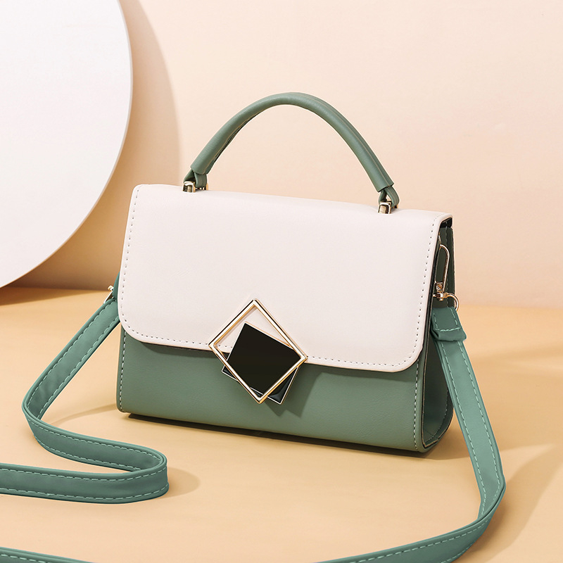 Geantă de umăr crossbody, PU material, formă orizontală pătrată, închidere cu buton snap, buzunar interior cu fermoar, căptușeală poliester