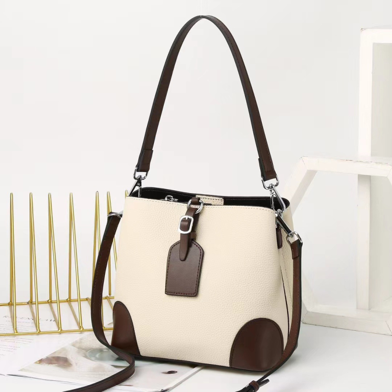 Kožna torba tip košare s magnetskim zatvaranjem, velika zapremina, dvostruki remeni, unutarnji džepovi sa zipom i džep za telefon