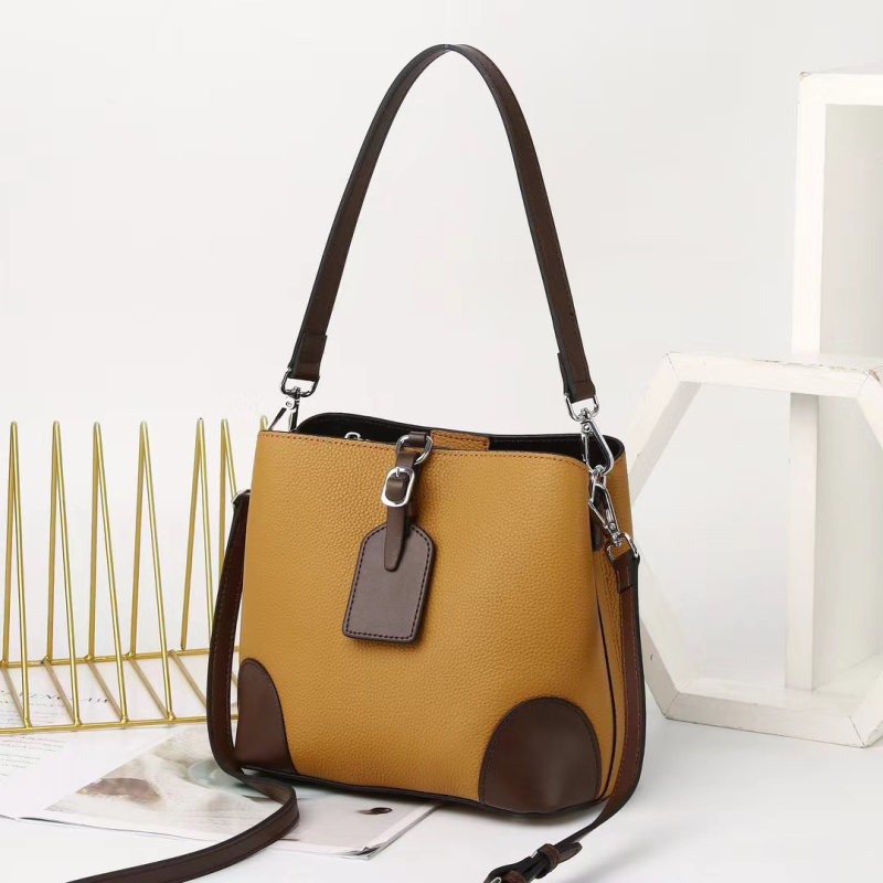 Kožna torba tip košare s magnetskim zatvaranjem, velika zapremina, dvostruki remeni, unutarnji džepovi sa zipom i džep za telefon