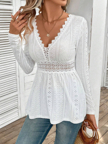 Μπλούζα τύπου T-shirt με μακριά μανίκια, V-λαιμόκοψη, λεπτομέρεια με ραφή δαντέλας, μίγμα πολυεστέρα-ελαστάν, εφαρμοστό κόψιμο