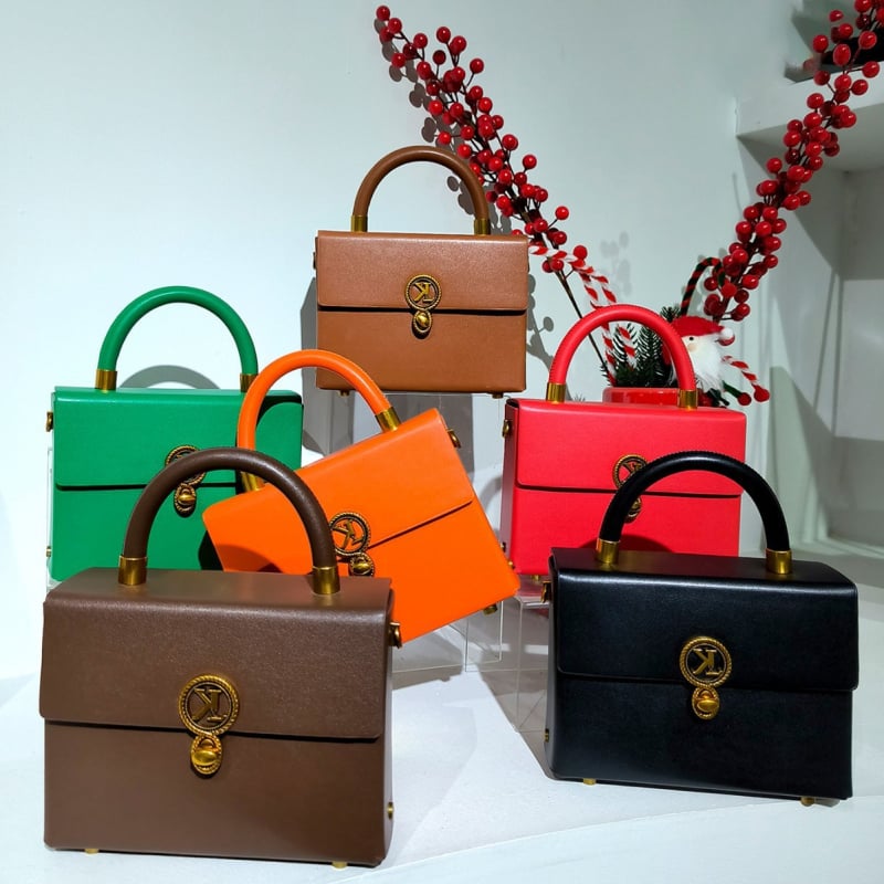 Ženska torbica od PU kože, horizontalnog kvadratnog oblika, otvaranje na kopču, stil: književno-umjetnički nacionalni stil, s unutarnjim slojem