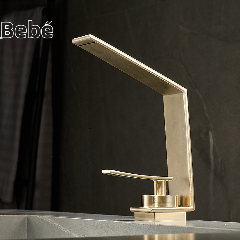 Кран за умивалник за баня, монтаж под плот, топла и студена вода, медено тяло, керамичен клапан, повдигащ механизъм