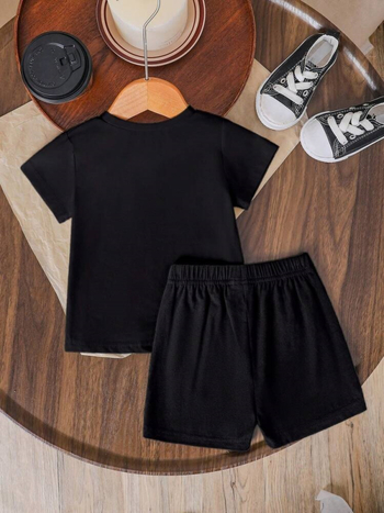 Детски летен двучастов комплект: Тениска с къс ръкав и къси панталони – унисекс; полиестер 95%+, кръгло деколте, меко обработване