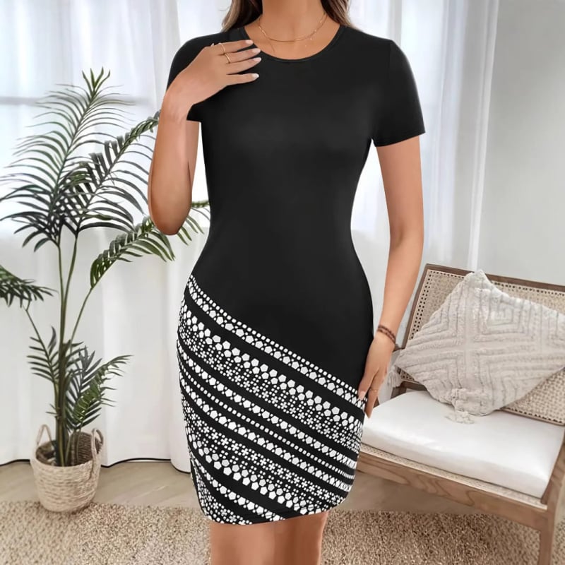 Rochie midi A-line, guler rotund, mâneci scurte, imprimeu colaj, poliester cu elastan