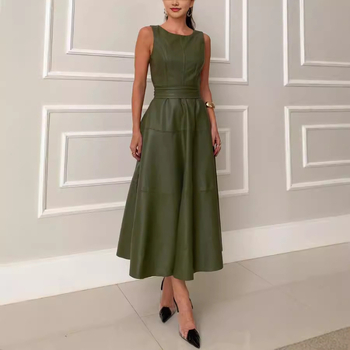 Rochie din PU piele cu amestec de poliester, lungime midi, croială A-line, guler rotund, fără mâneci