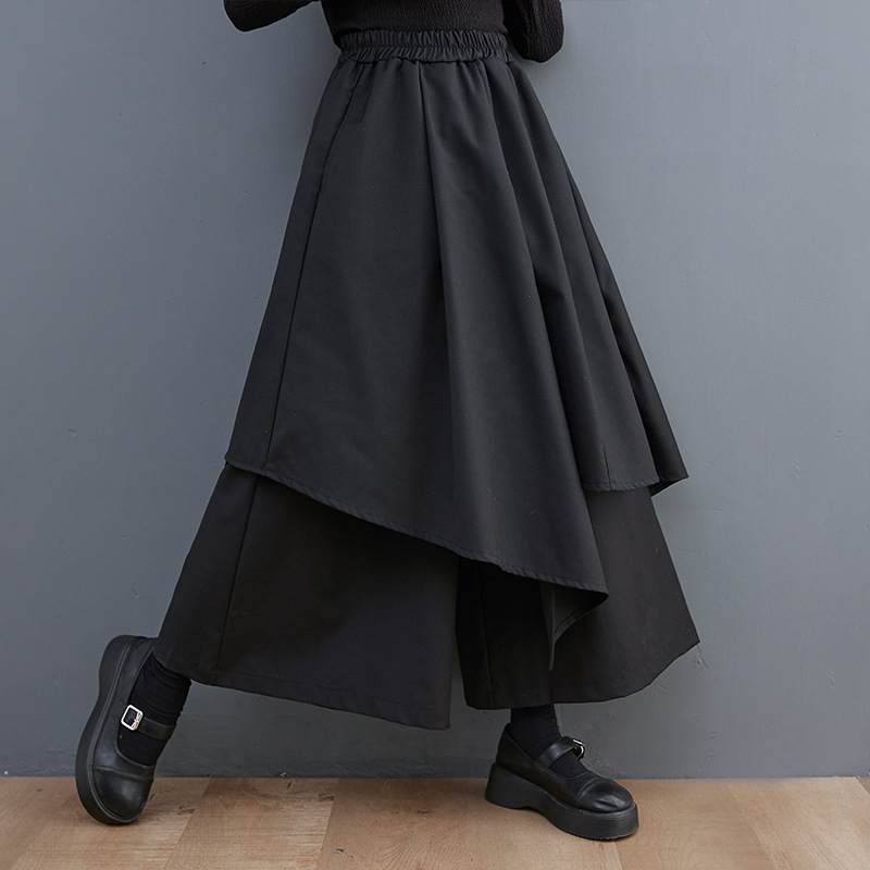 Γυναικείος βαμβακερός cropped παντελόνια με ακανόνιστο πολύτμητό σχέδιο πάνελ, πολλαπλών στρώσεων στυλ, Άνοιξη 2023