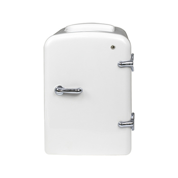 Полупроводников хладилник за автомобил и дом; обем до 5 л; мощност 40W; напрежение 100–204V; двойно приложение за кола и дом