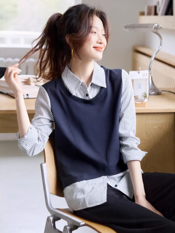 Csíkos kötött ing hátul hasítékkal, hosszú ujjú, galléros, poliészter keverék, 2025 tavasz