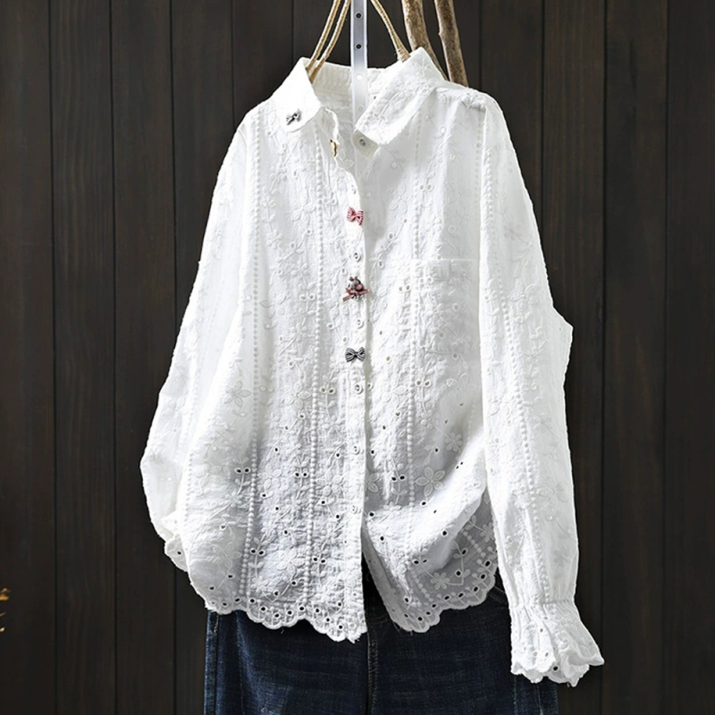 Sieviešu kokvilnas džakarda krekliņš - brīvs siluets, garas piedurknes, apkakle ar reveru, izšūšana