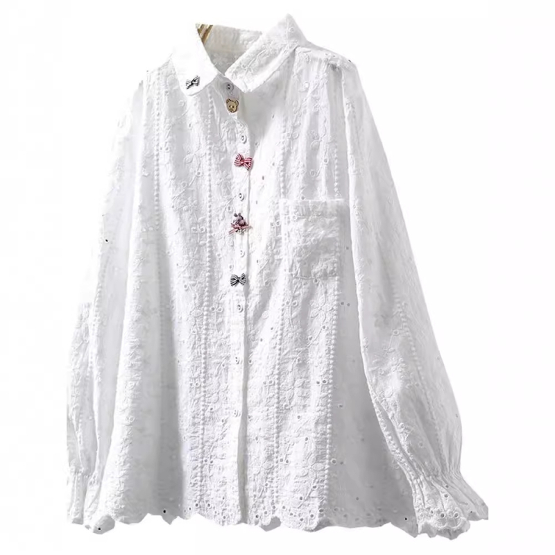 Sieviešu kokvilnas džakarda krekliņš - brīvs siluets, garas piedurknes, apkakle ar reveru, izšūšana