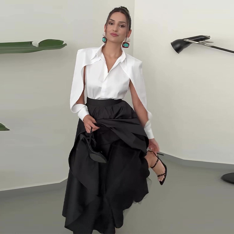 Костюм с пола и блуза със реглан ръкави – едноцветен, висока талия, дълга пола, полиестер (95%+), дълги ръкави, есен 2024 издание