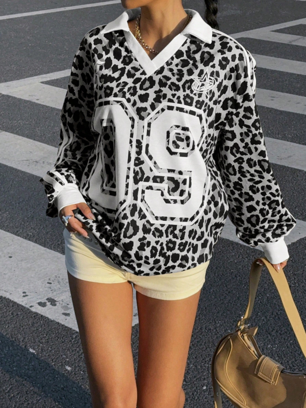 Tricou din poliester cu mâneci lungi, guler rotund, croială Slim, stil pulover, imprimare cu text.