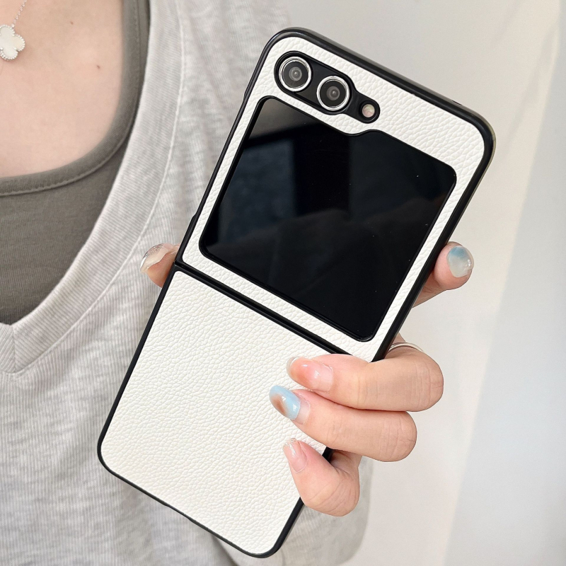 Заден калъф за Samsung Z Flip серия — имитационна кожа, ембос, защита при падане